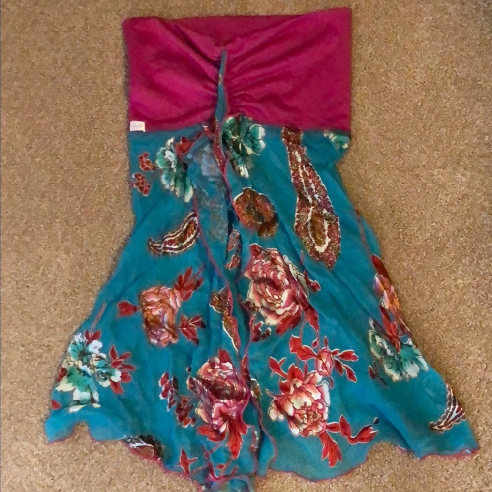 Yanuk Tube Top